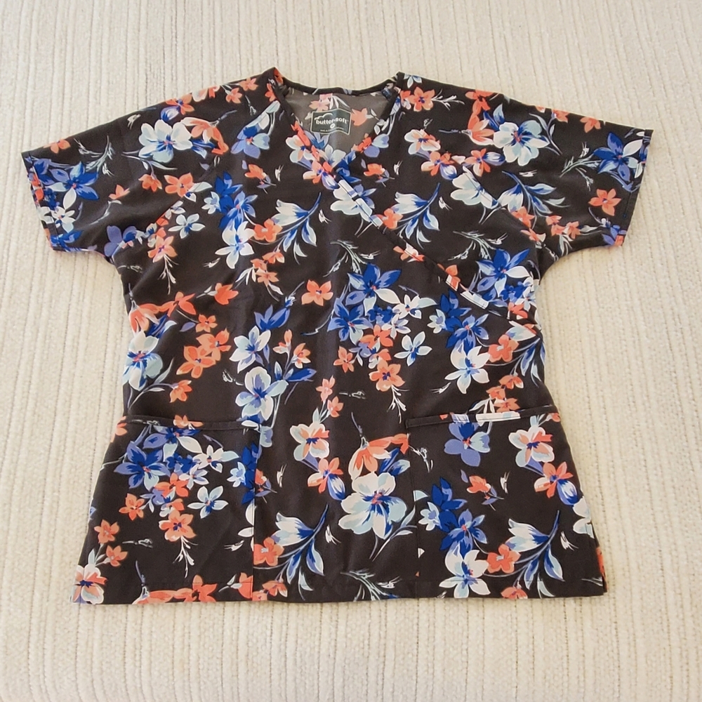 Buttersoft, size medium, floral with pewter-gray background, womans scrup top